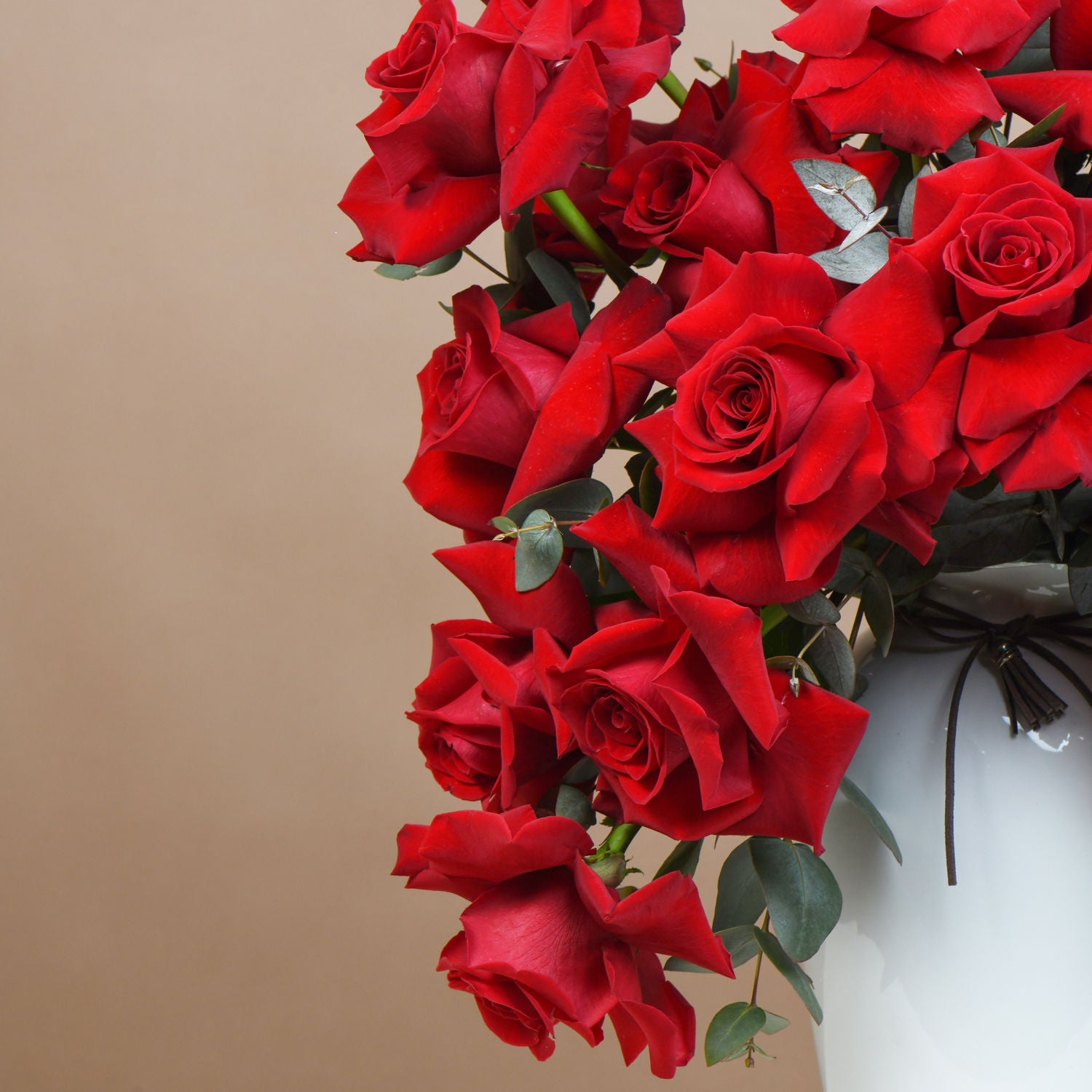 20 Red Roses in Ceramic Pot