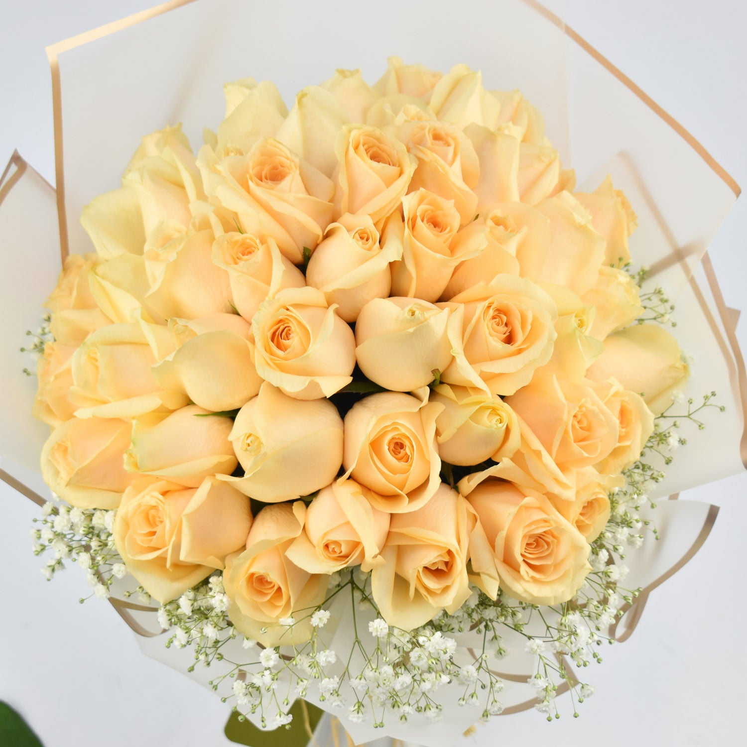 35 Peach Roses Bouquet