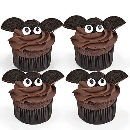 4 Bat Cup Cakes