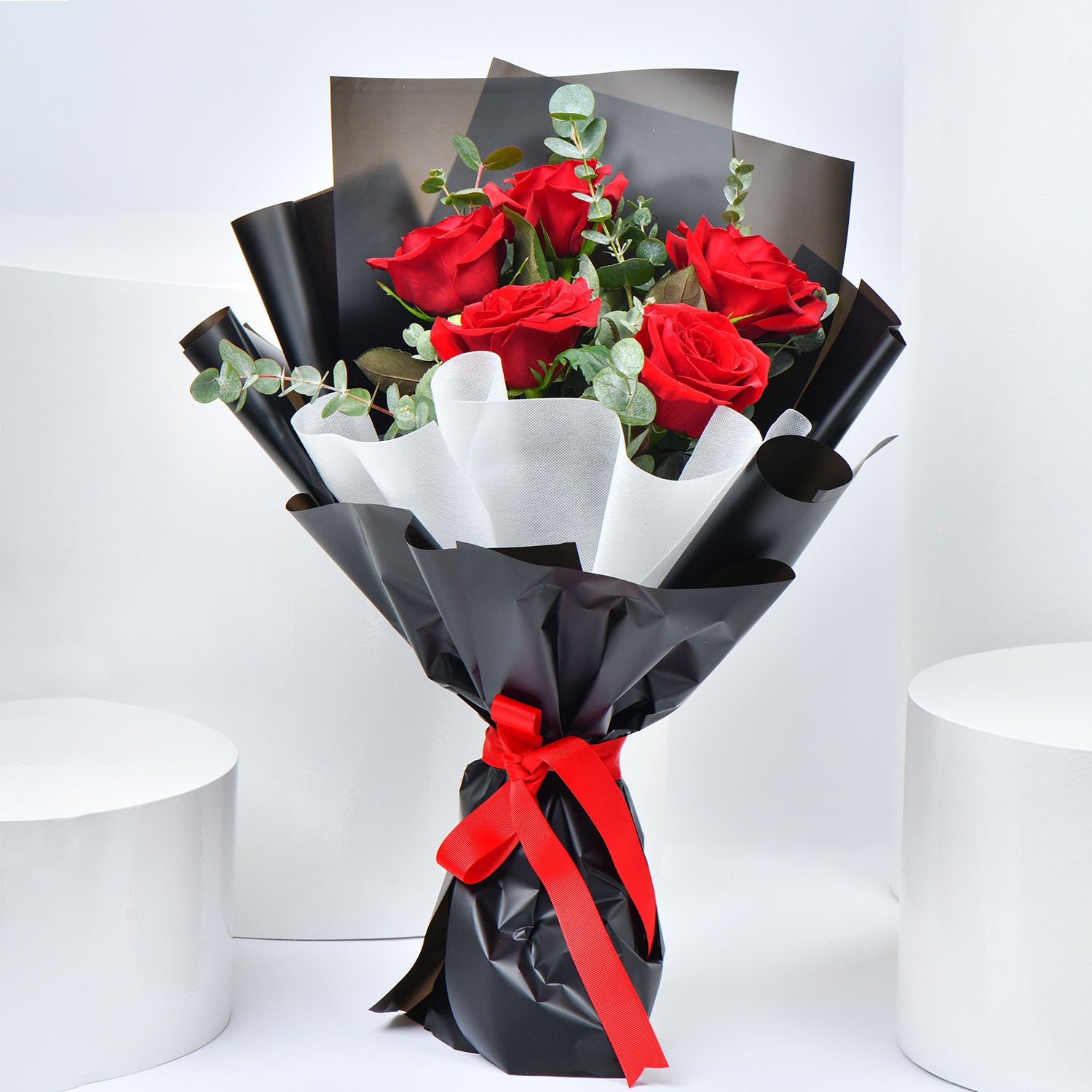 5 Roses Bouquet