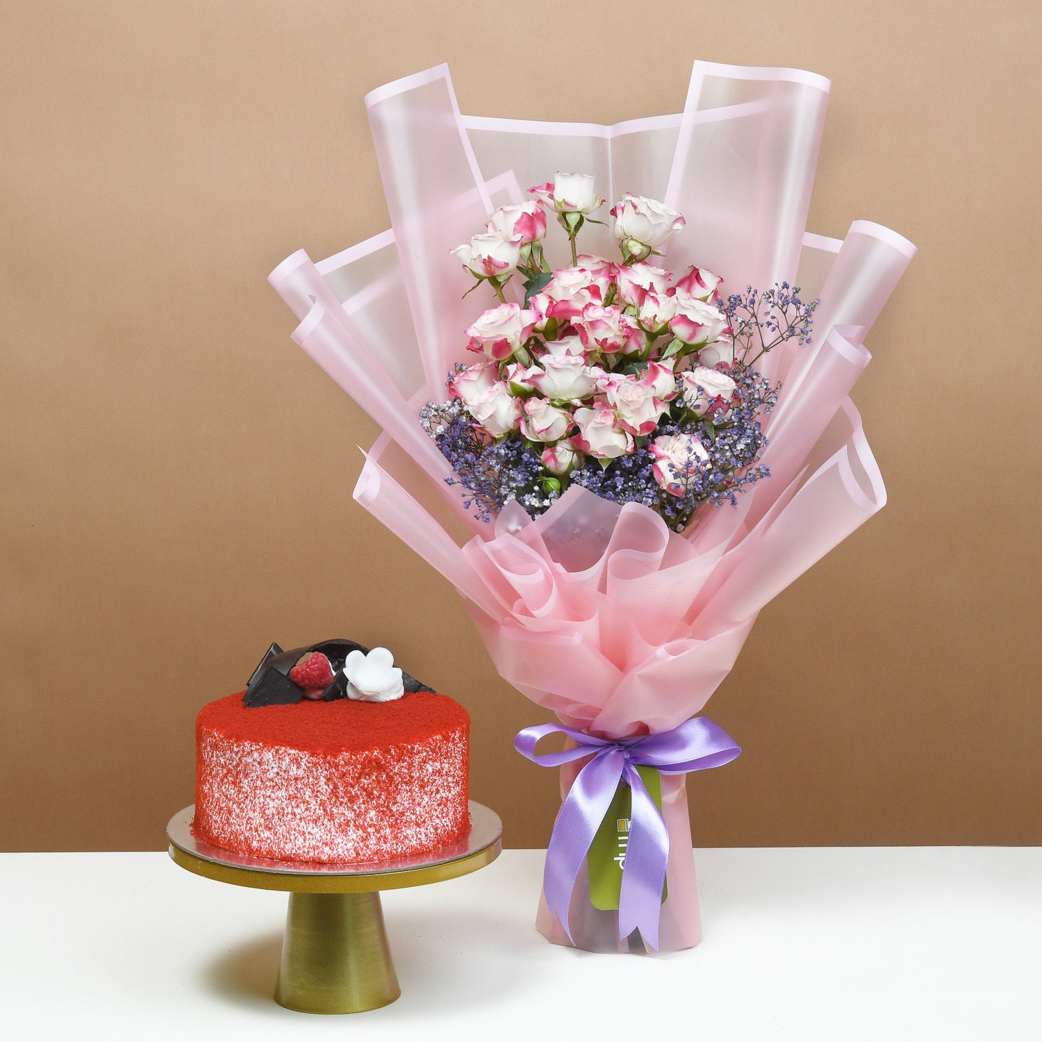 Baby Rose Symphony and Cake Delight