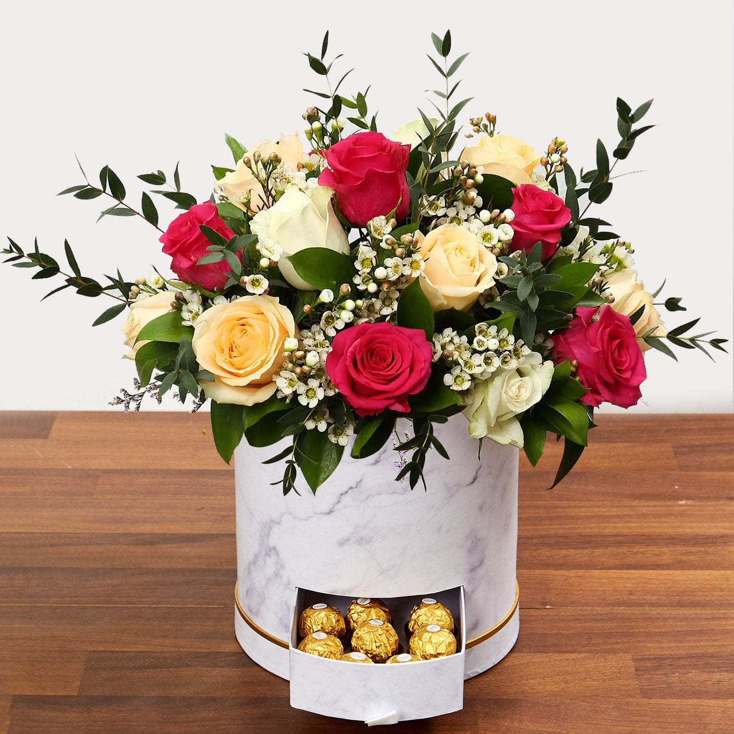 Beautiful Mixed Roses Arrangement