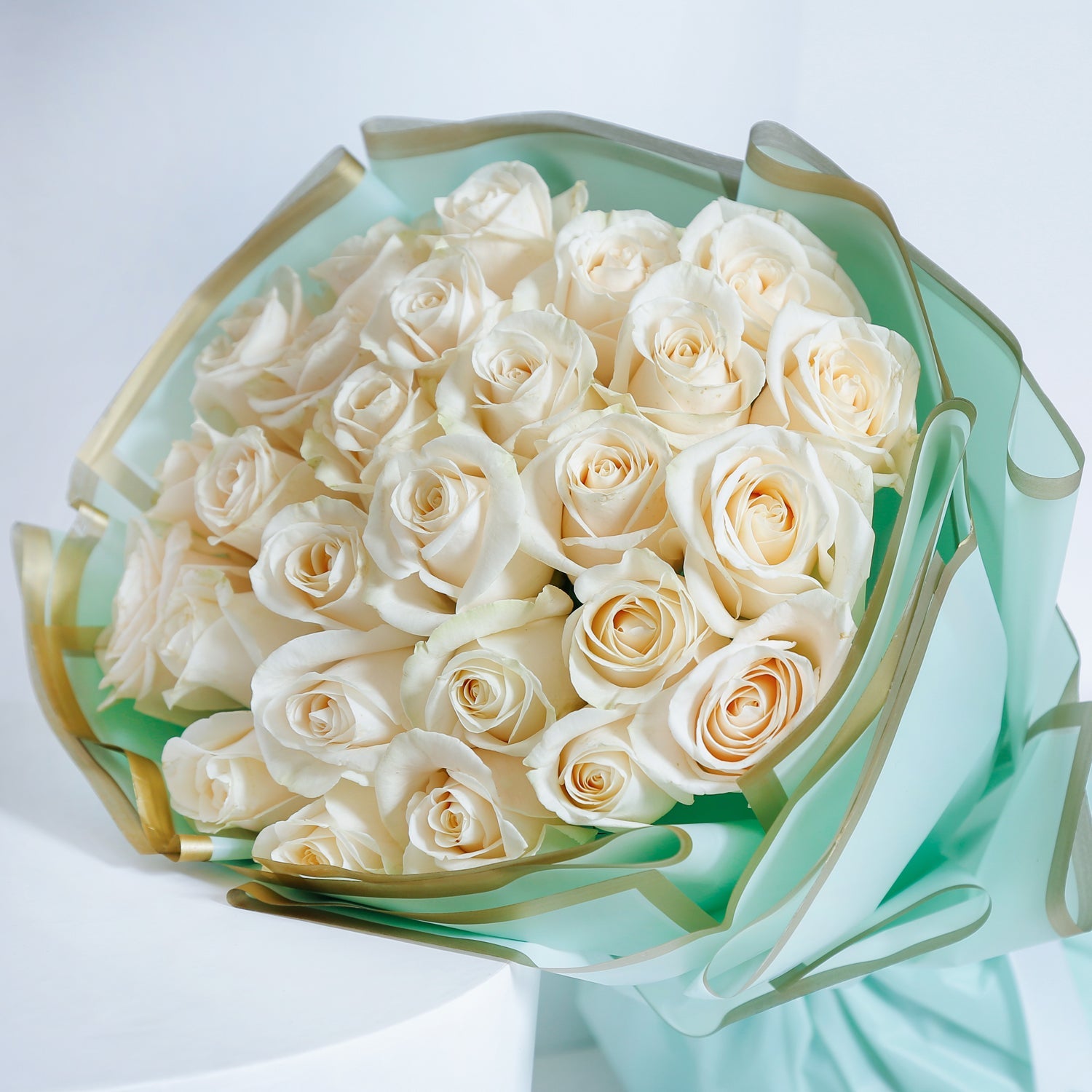 Beautiful White Roses Bunch