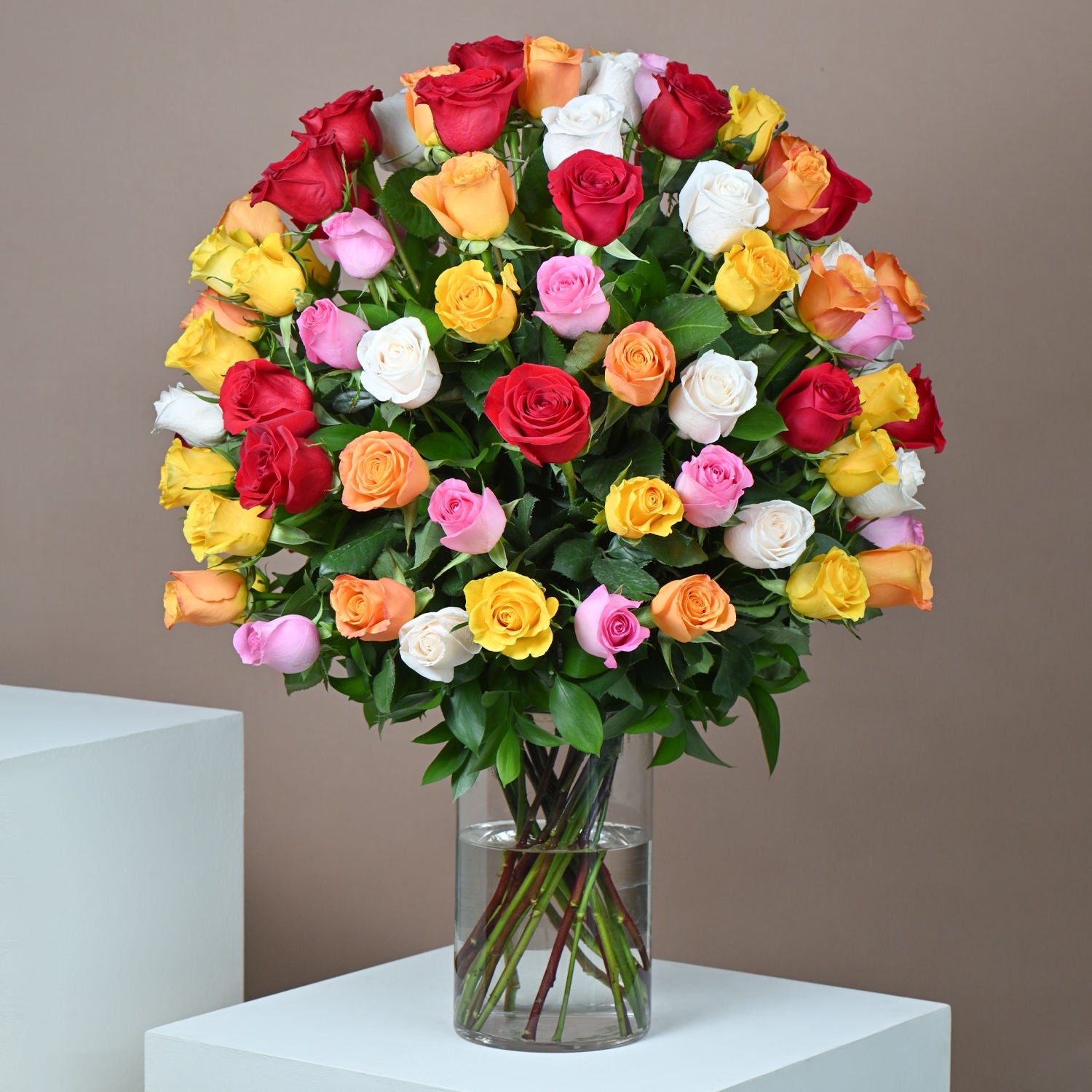 Bunch of 100 Mixed Roses In Glass Vase