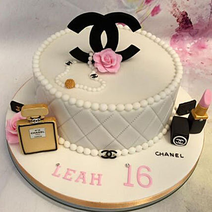 Chanel 3D Theme Cake