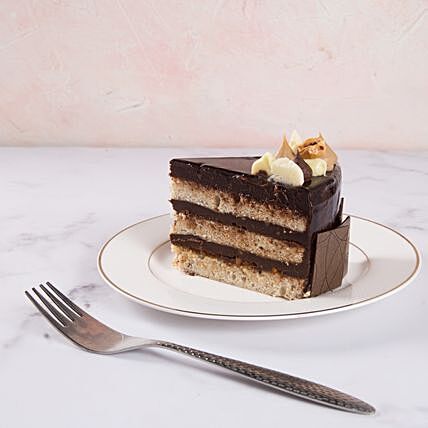 Divine Hazelnut Cake