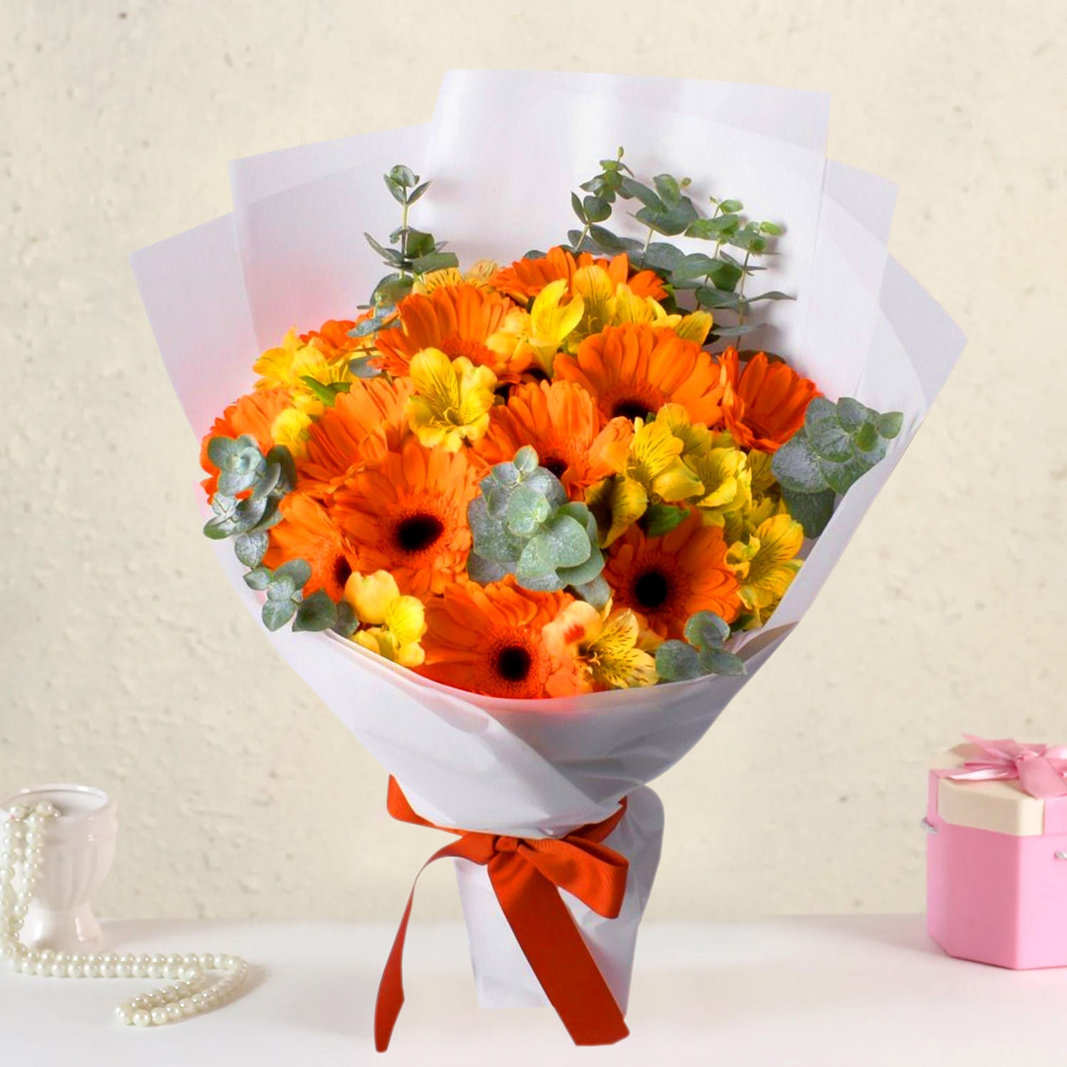 Delightful Gerberas N Alstroemeria Bouquet