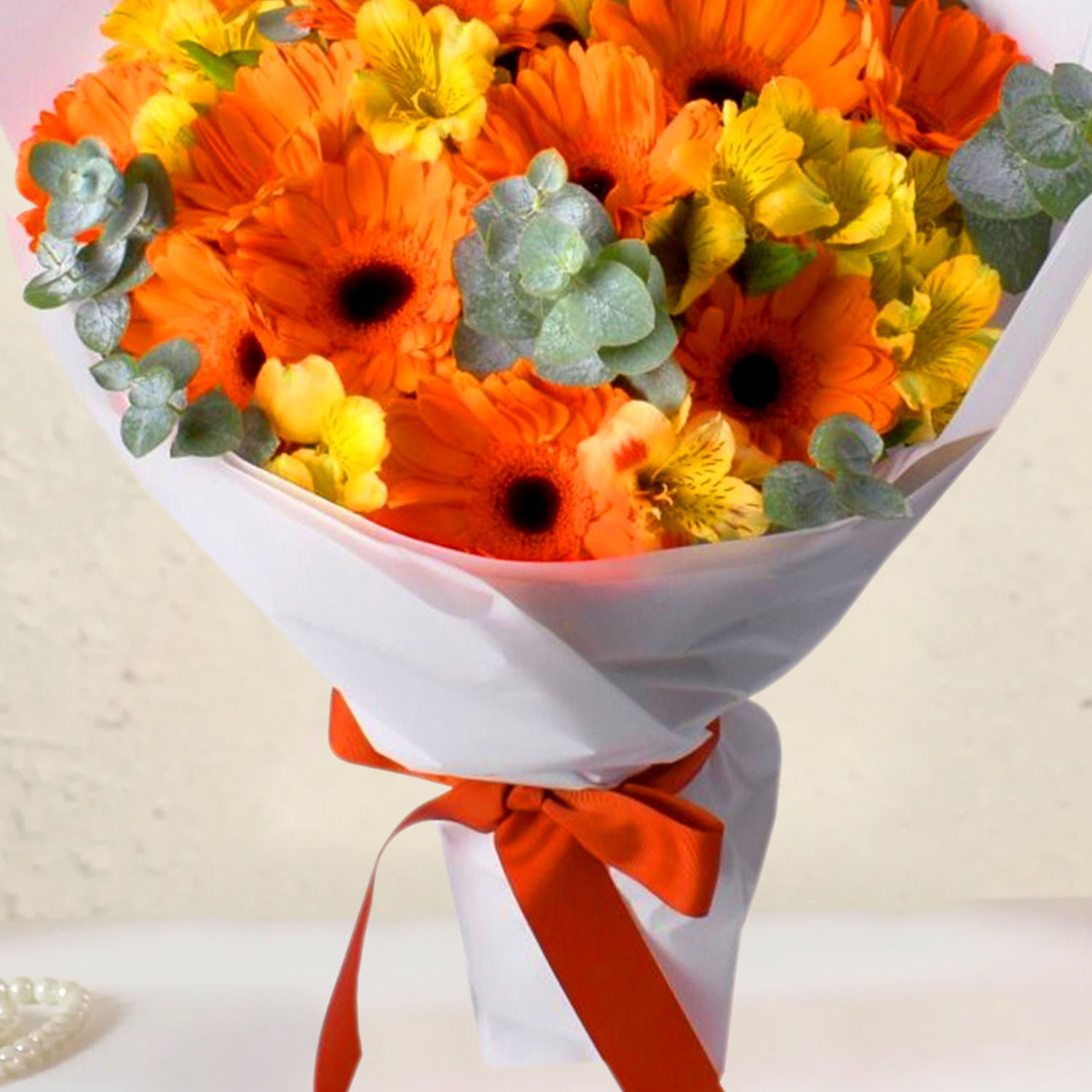 Delightful Gerberas N Alstroemeria Bouquet