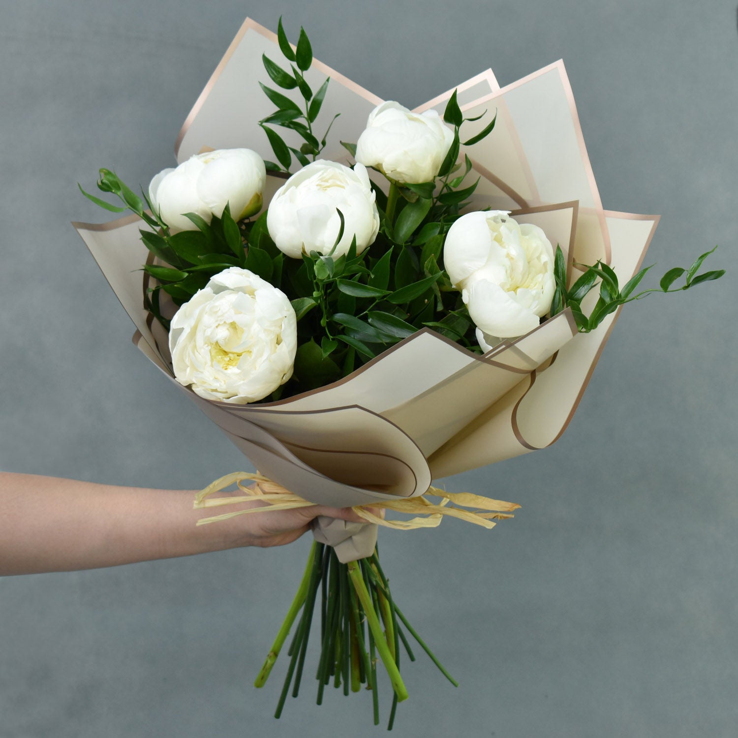 Elegant 5 White Peonies Bouquet