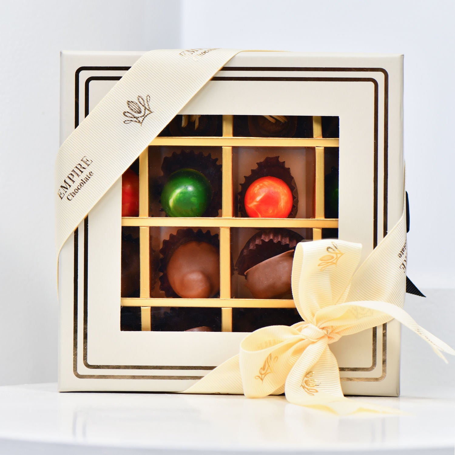 Box 16 Assorted Pieces | Empire Chocolate