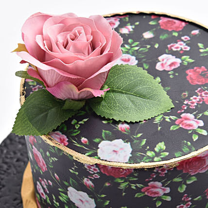 Petals Fantasy Chocolate Cake