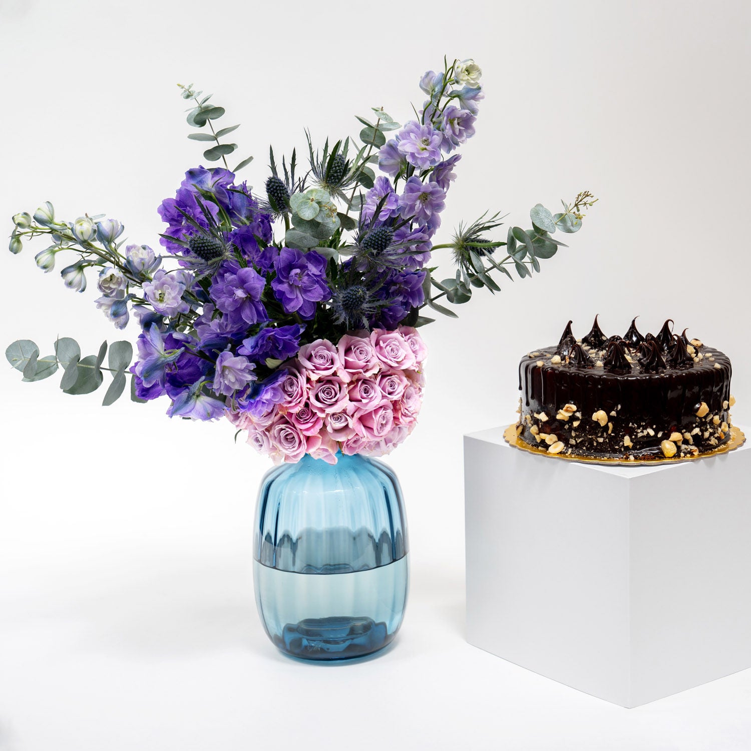 Flower Arrangement with Chocolate Cake