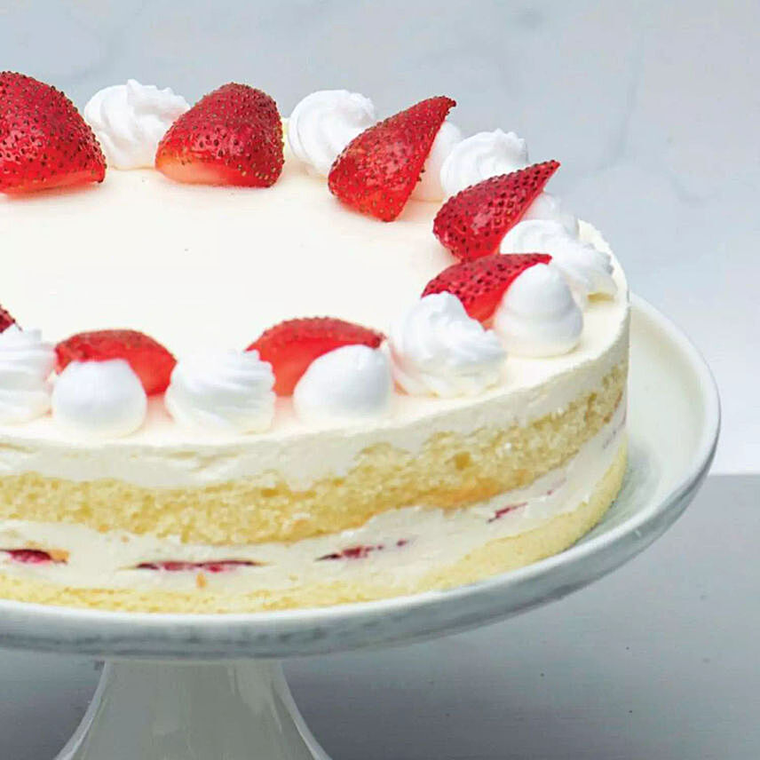 Fresh Strawberry Cake