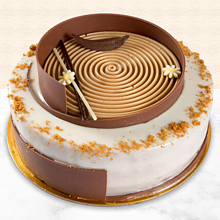 Heavenly Lotus Biscoff Cake