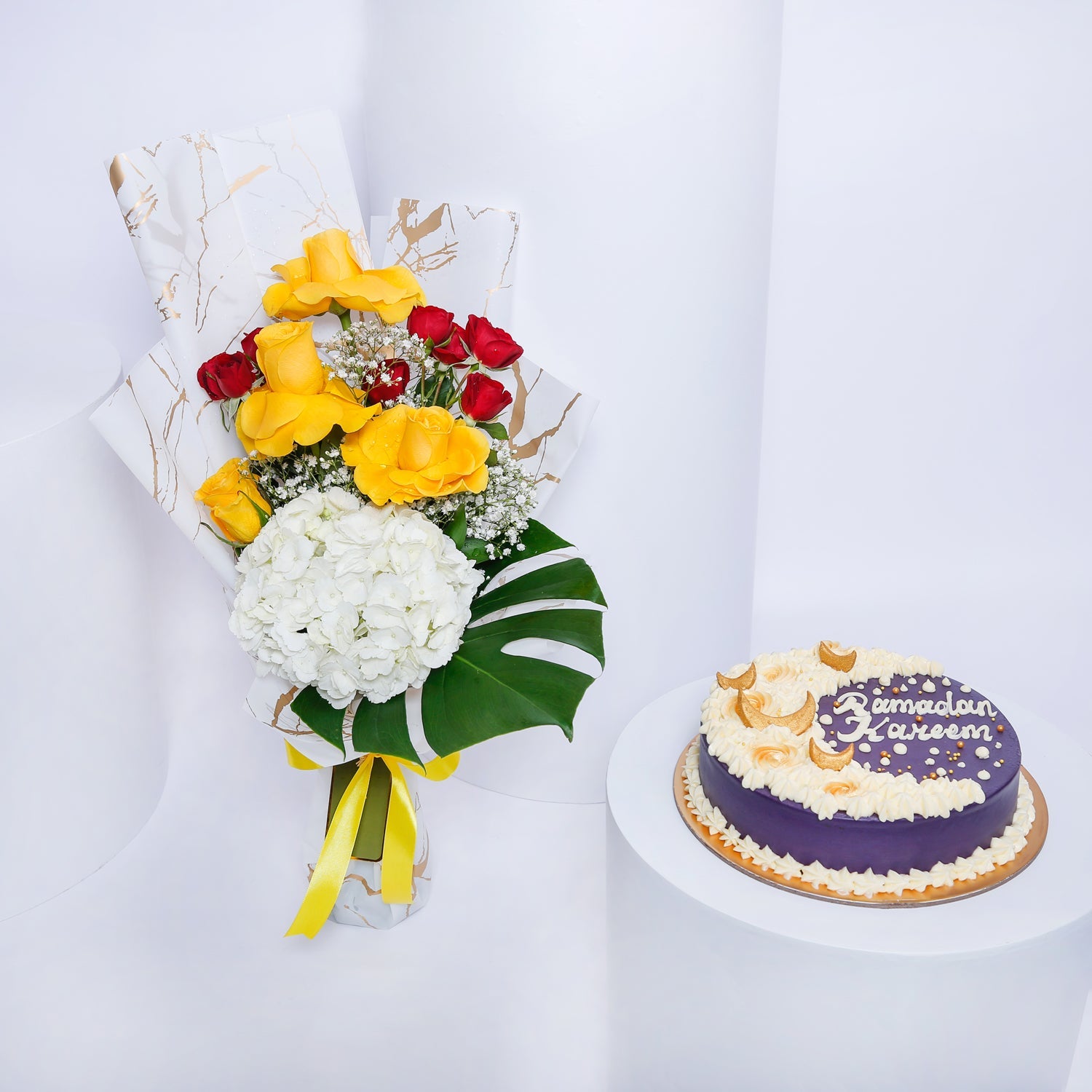 Holy Ramadan Cake and Flowers