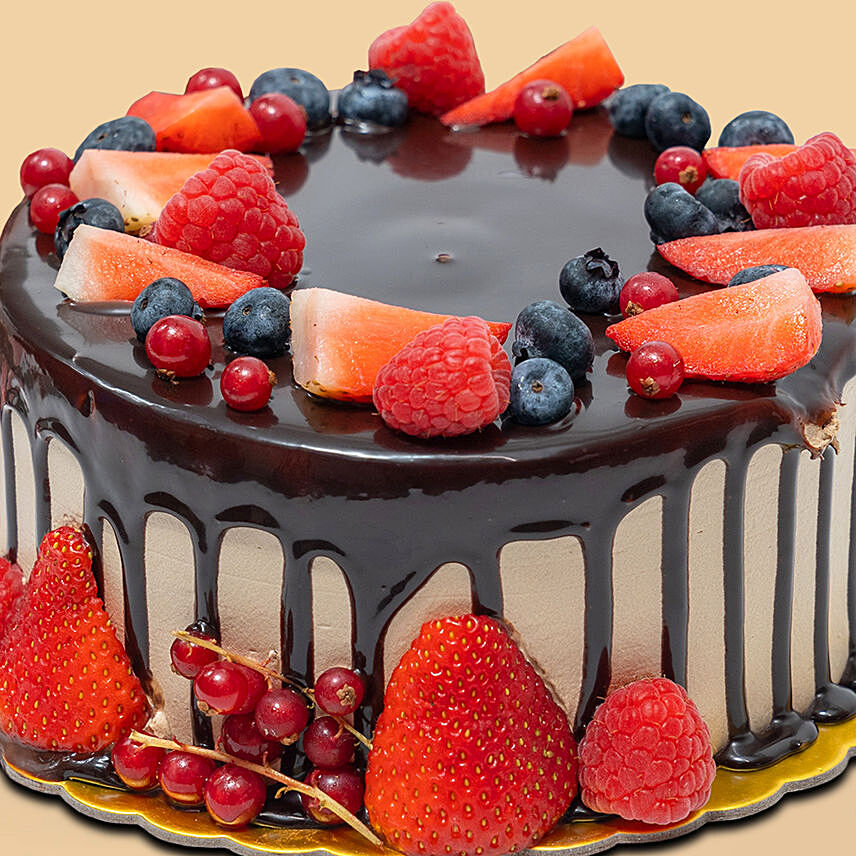 Loaded Love Choco Berry Cake