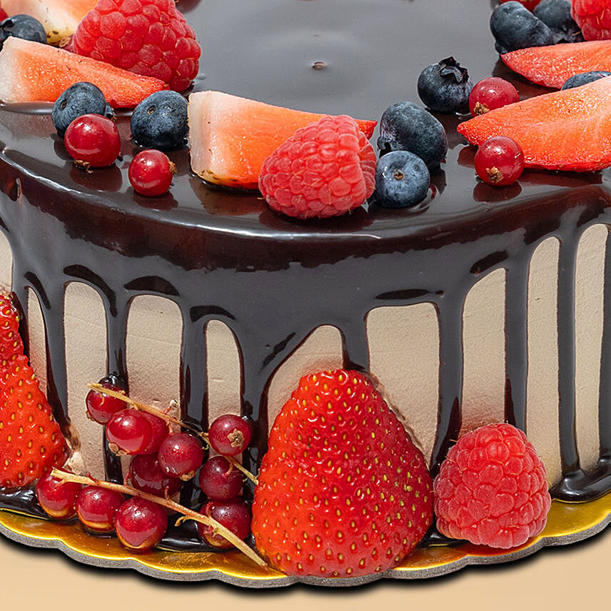 Loaded Love Choco Berry Cake