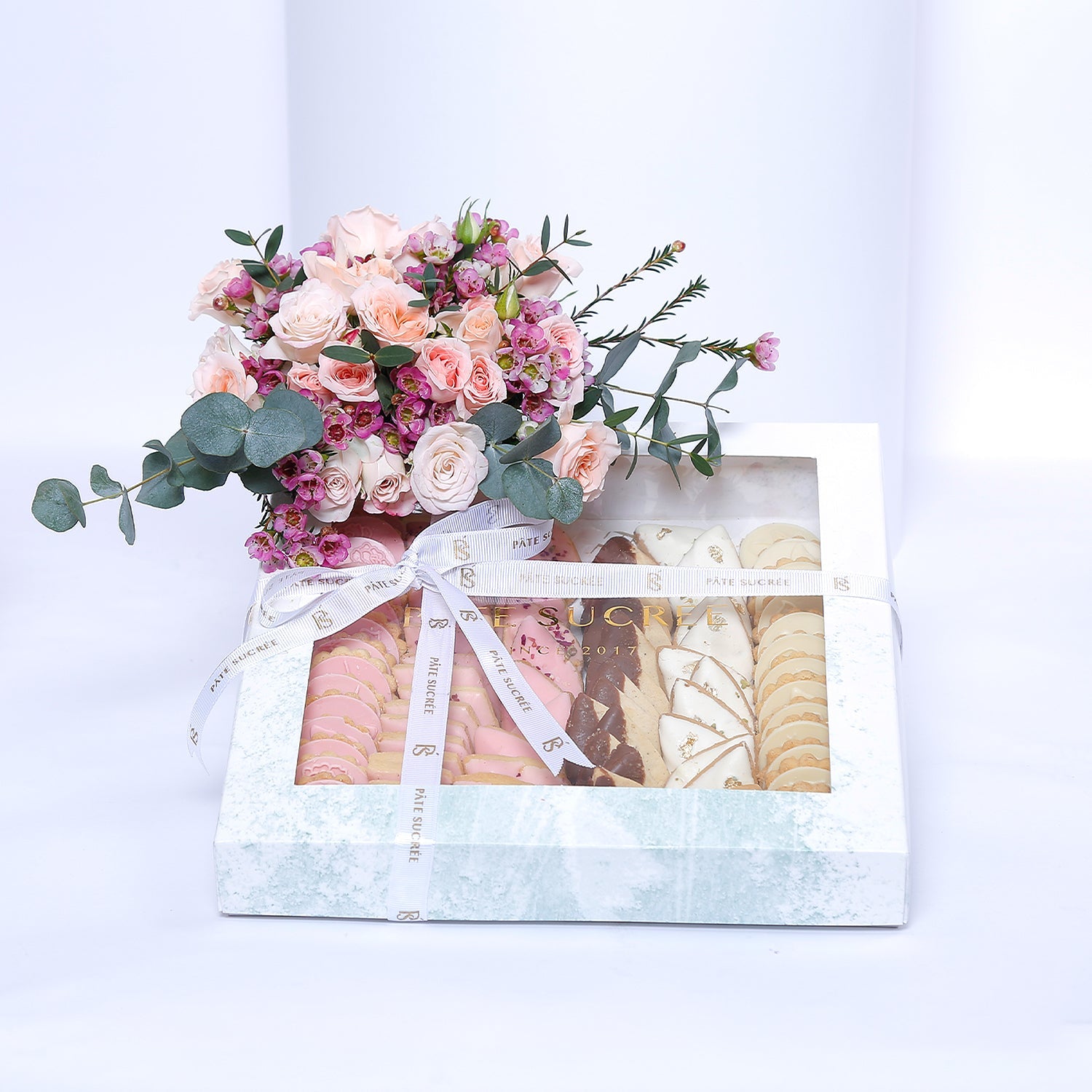 Mix Sweets Box Decorated with Flowers