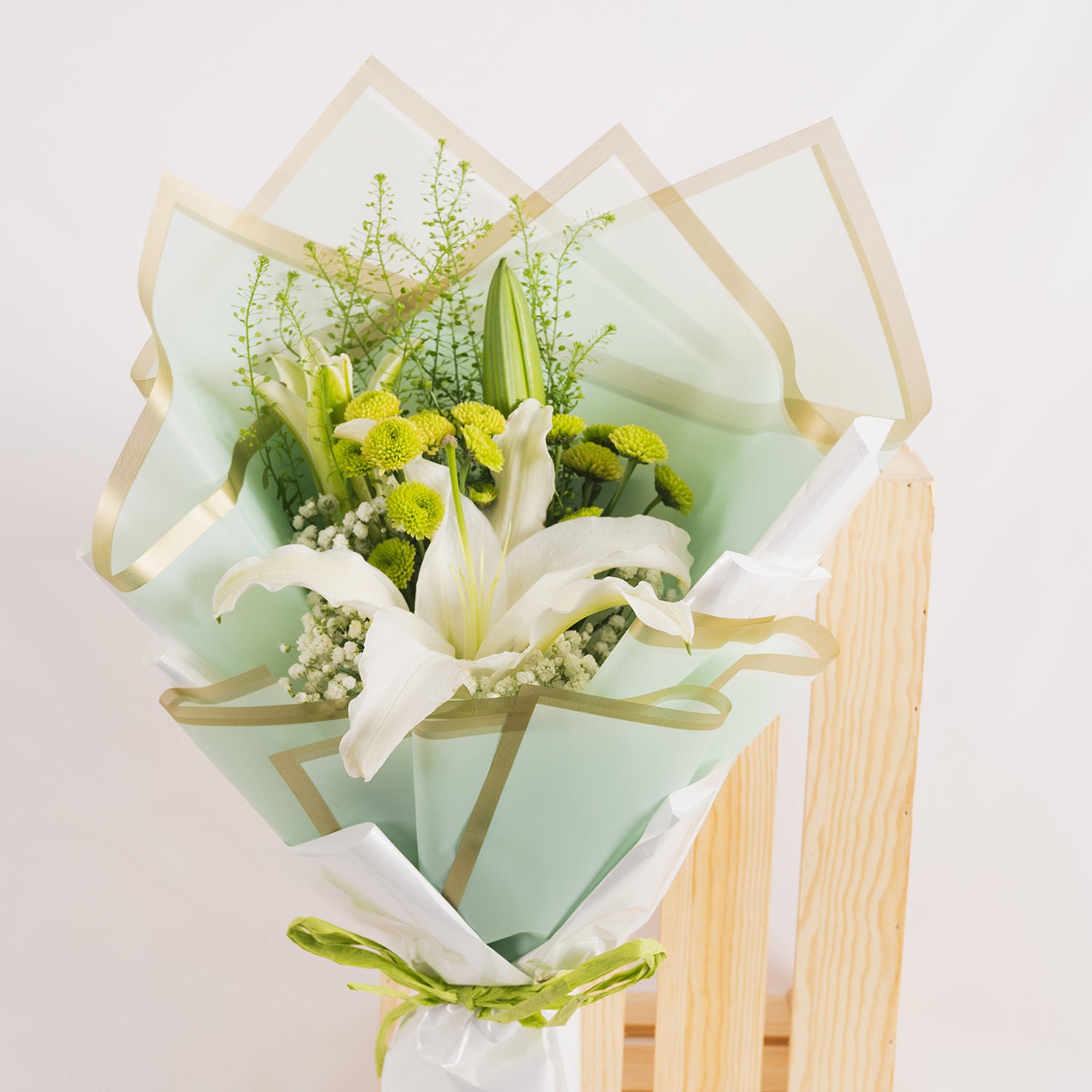 Precise Mixed Flower Bouquet