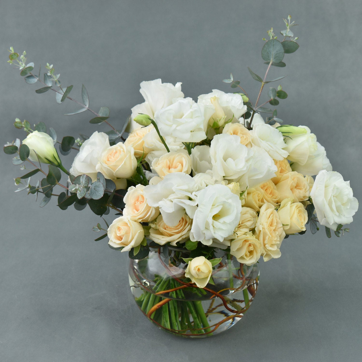 Spray Roses with White Lisianthus in Fish Bowl