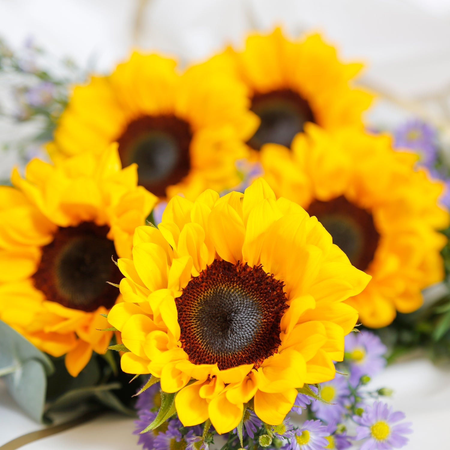 Sunflower Hand Bouquet with Ommi Topper