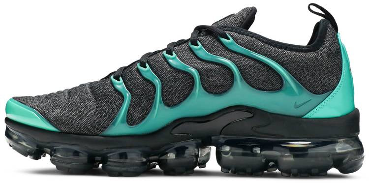 vapormax plus eagles