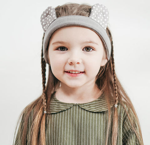 How to style your hair with a headband for a chic look? - Style #4: Playful Braids
