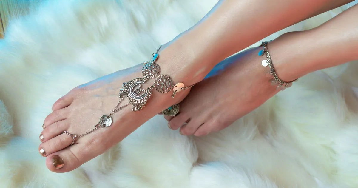 Bridal Jewelry, Dainty Dangle Anklet, Crystal Anklet Bracelet, Gold Anklet  – AMYO Bridal