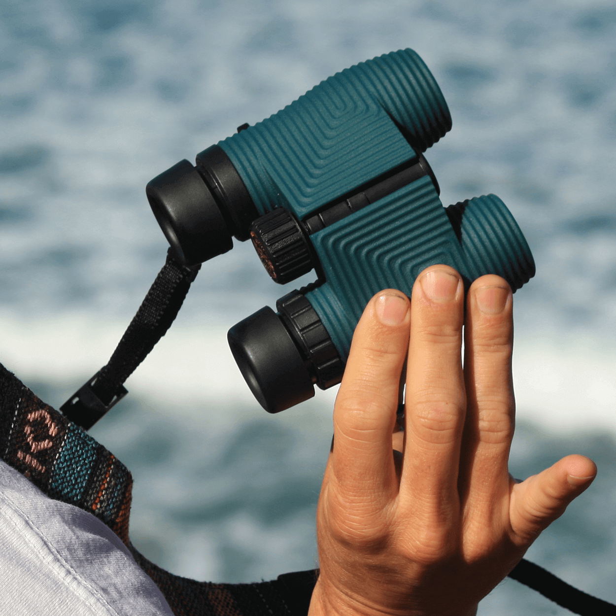 Pacific Blue Standard Issue 10x25 Waterproof Binoculars product image #4