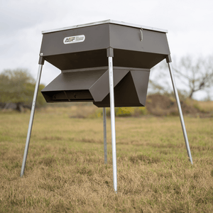 Feeder - Range Feeder - 300lb capacity — Berry Hill