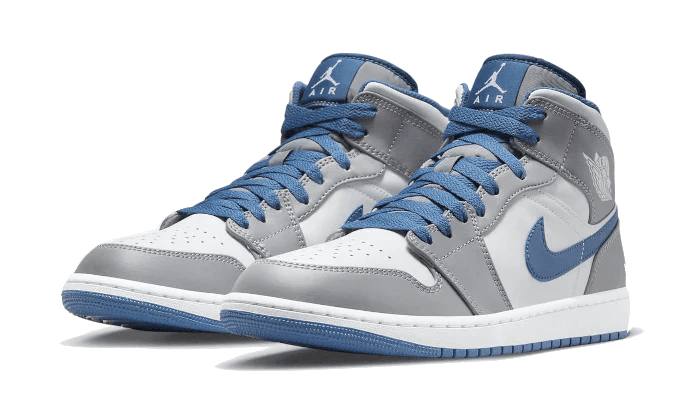 Air Jordan 1 Mid True Blue