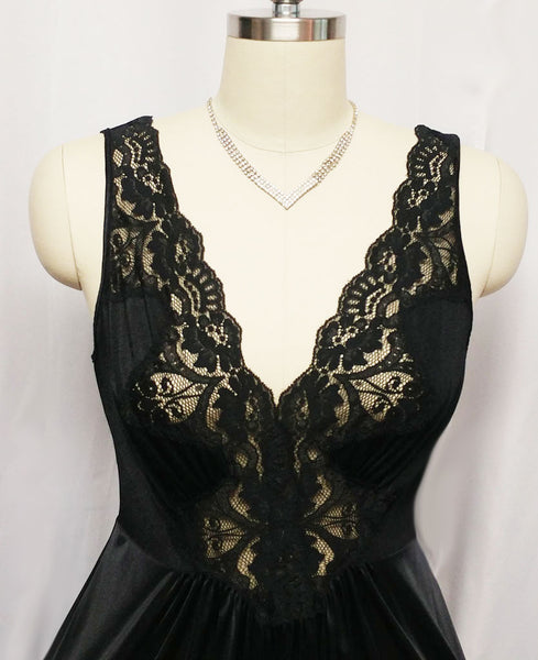 VINTAGE OLGA-LOOK LACE SPANDEX NIGHTGOWN IN EBONY – Vintage Clothing ...