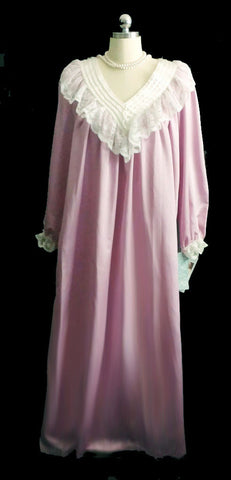 VINTAGE VICTORIAN LOOK FANCY KOMAR SATIN NIGHTGOWN DRESSING GOWN IN LILAC DRIPPING WITH LACE & PEARLS - NEW WITH TAGS