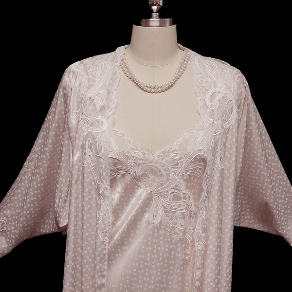 *VINTAGE NATORI SATINY PEIGNOIR & NIGHTGOWN ADORNED WITH DOTS, LACE ...