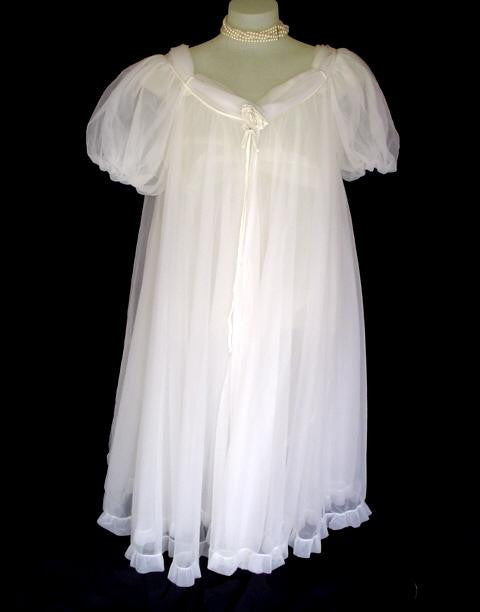 *GORGEOUS VINTAGE ROVEL OF CALIFORNIA BRIDAL TROUSSEAU NIGHTGOWN & PEI ...