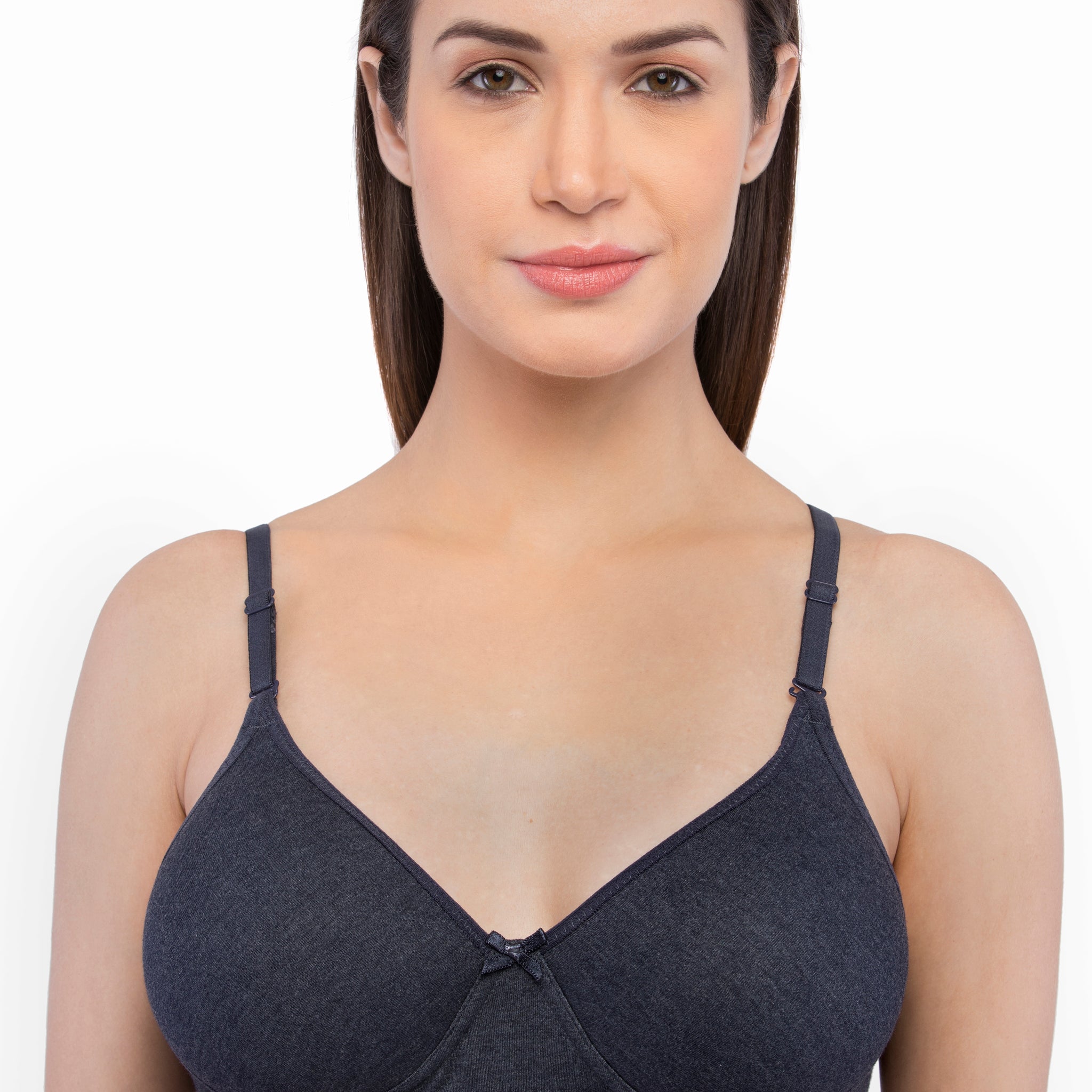 Feeling beautiful starts with feeling comfortable. The Vivanta Bra is your  new best friend, offering perfect shape and all-day comfort.