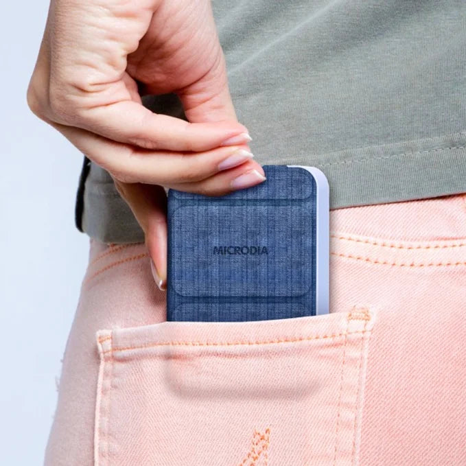 powerbank-denim_pocket_Large_0c5e3891-97a4-4ac1-b20a-d22fd6112318
