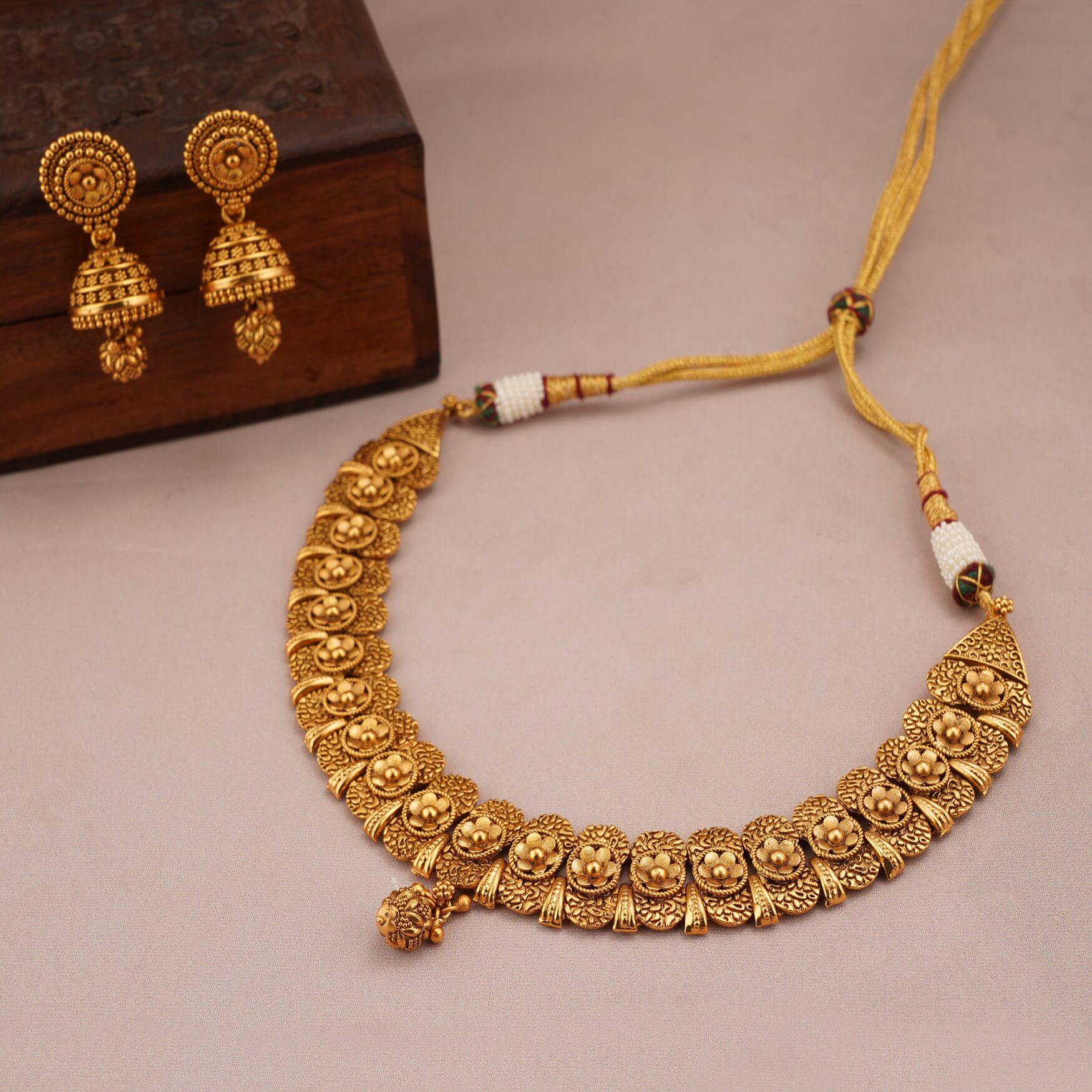 Jewellery To Wear on Weddings