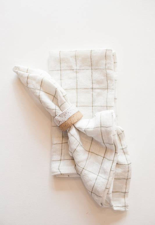 Stone Washed Linen Dinner Napkins in Windowpane Plaid