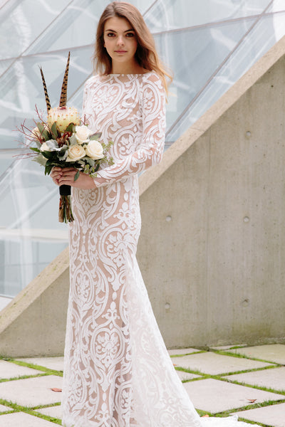 Santorini - Elika In Love | Luxury Bridal | Vancouver Paris