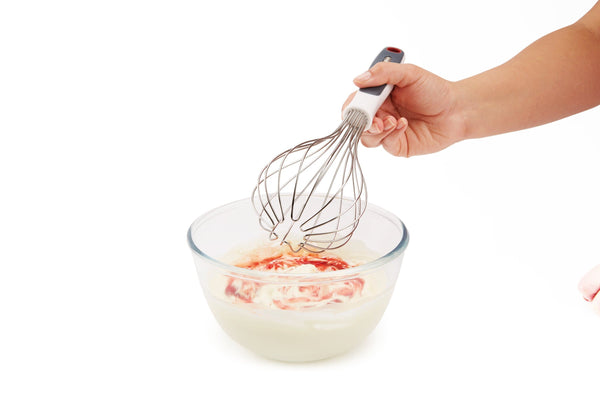 https://cdn.shopify.com/s/files/1/0685/8227/7414/files/zyliss-zyliss-large-easy-clean-whisk-e980093u-40540978118950_600x.jpg?v=1701738456