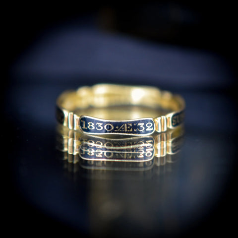 Mourning ring