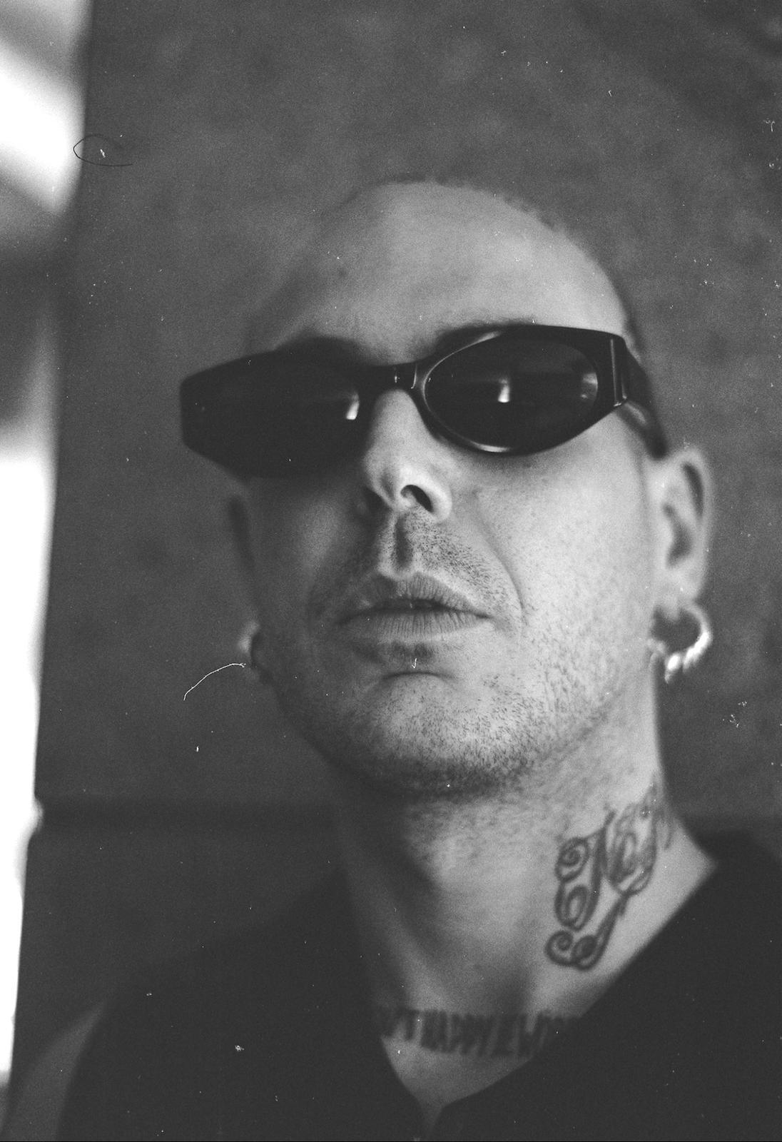 reflect eyewear x gemitaiz black and white