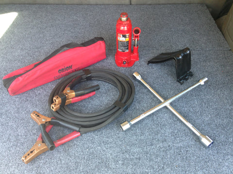 Car EDC: Jack, tire tools, flares