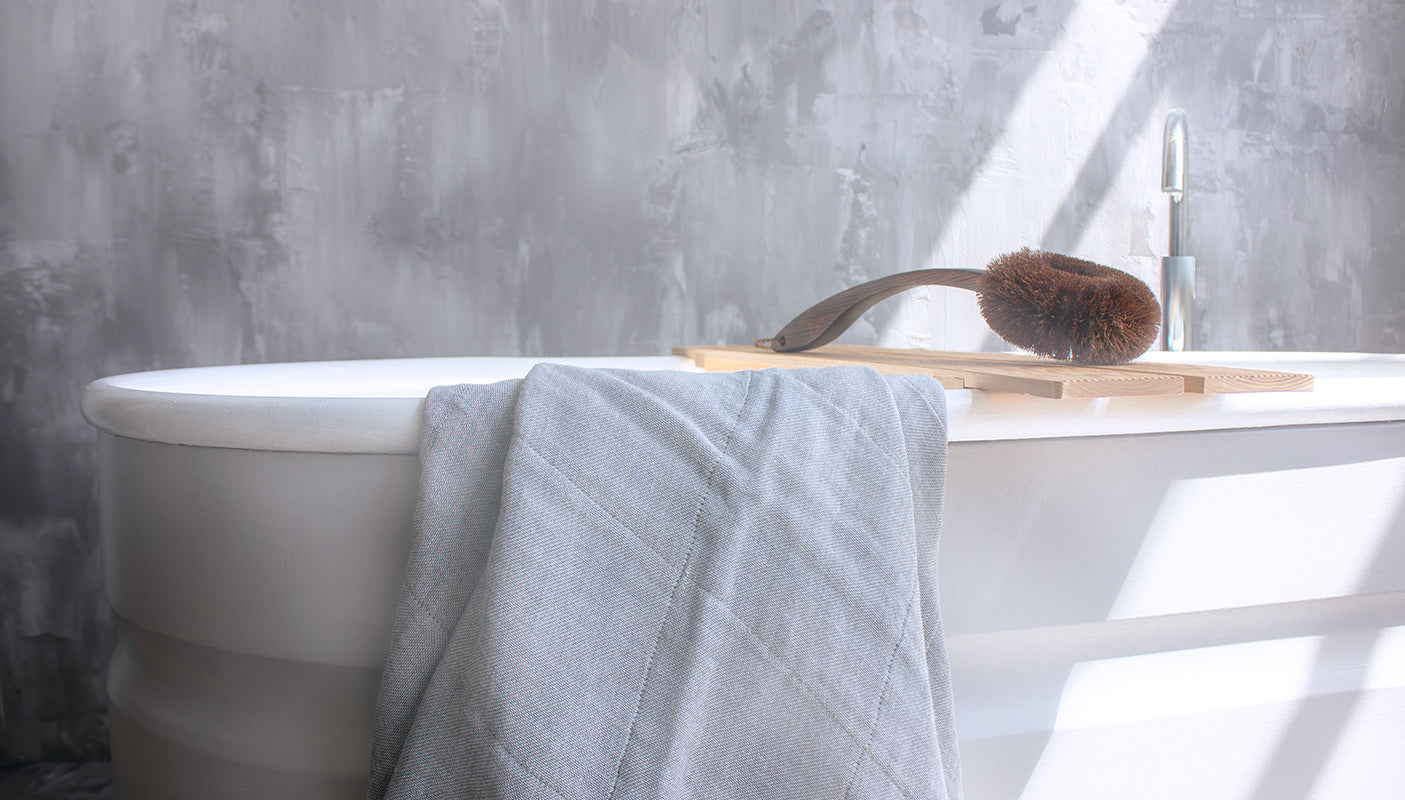 Bathing Culture Is Weirdly Particular! Here's How Japanese People Take Baths