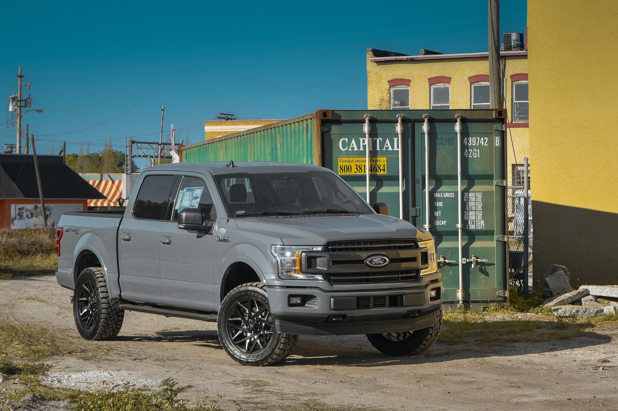 Truck Gallery | Ford F150 on CANYON | Gloss Black Milled Face | 20x9