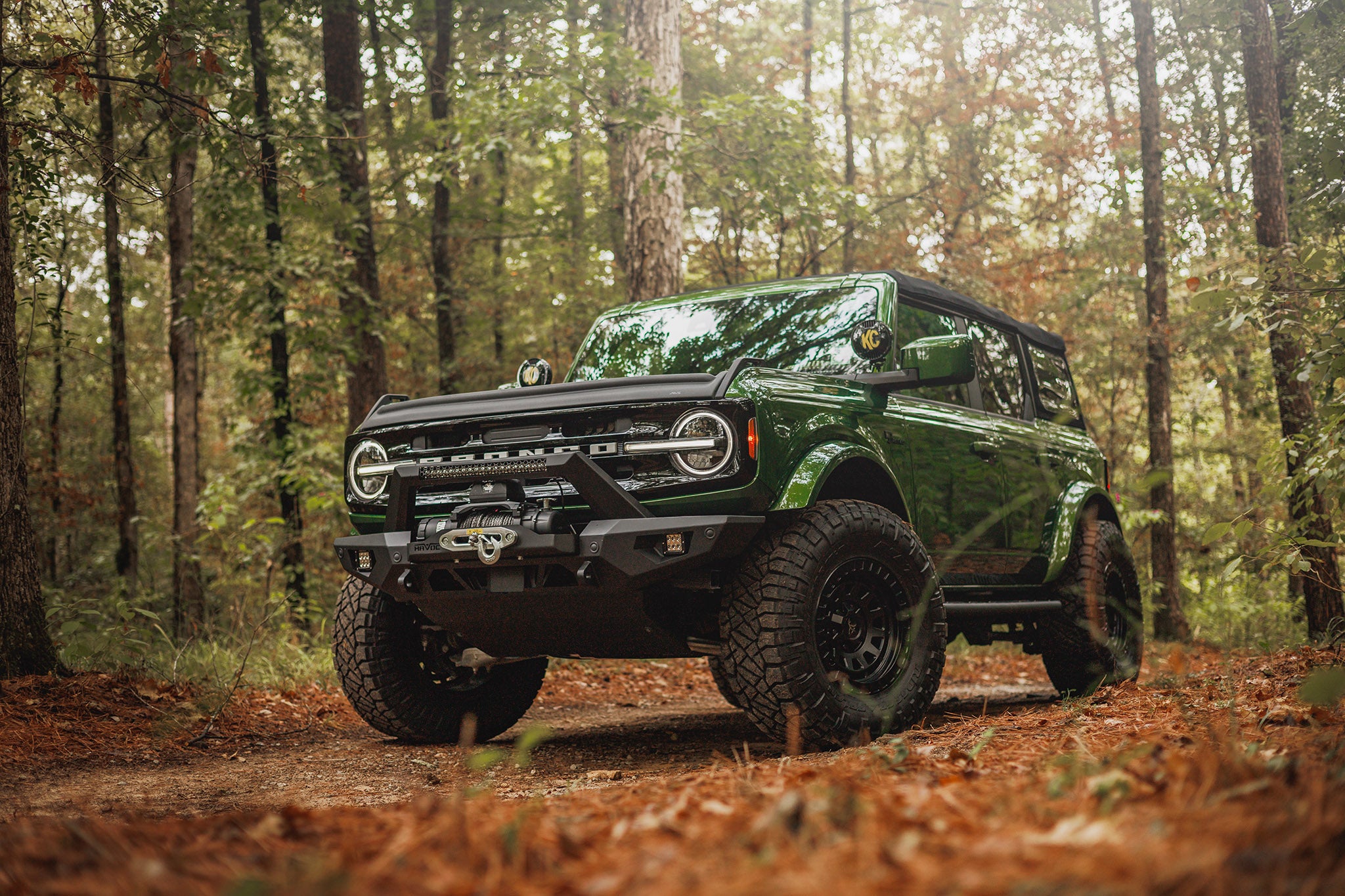 Truck Gallery | Jordan Summitt's Ford Bronco on VENTURE | Satin Black | 17x9