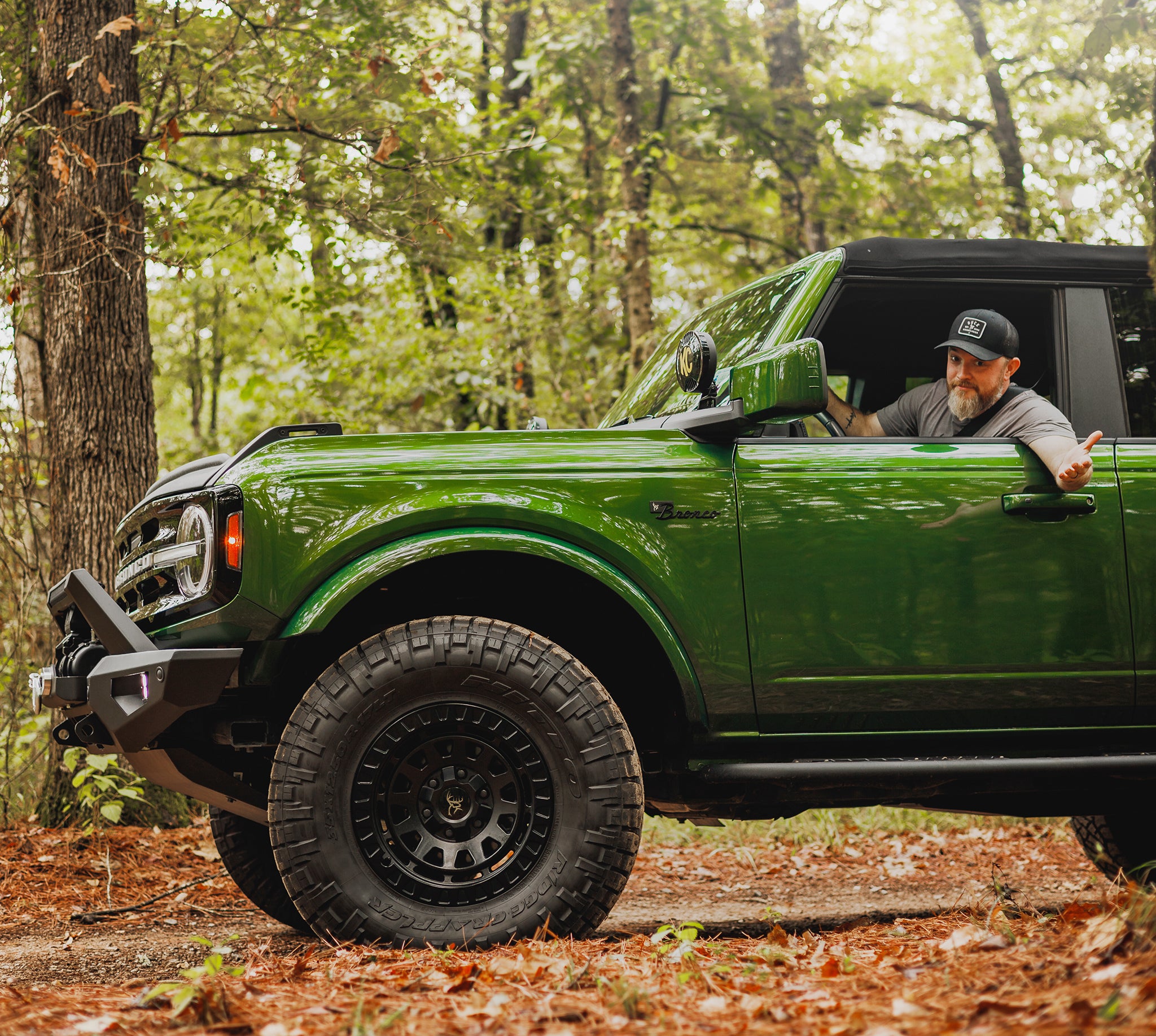 Truck Gallery | Jordan Summitt's Ford Bronco on VENTURE | Satin Black | 17x9