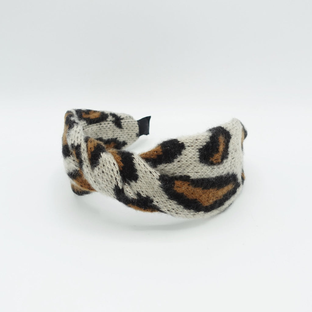 golden chain trim leopard scrunchies animal print scrunchy women hair –