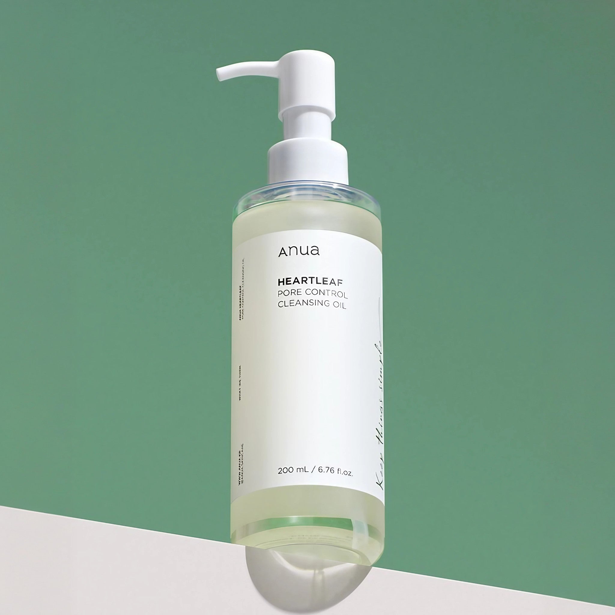 Heartleaf Pore Control Cleansing Oil 200ml - Kiokii and product image